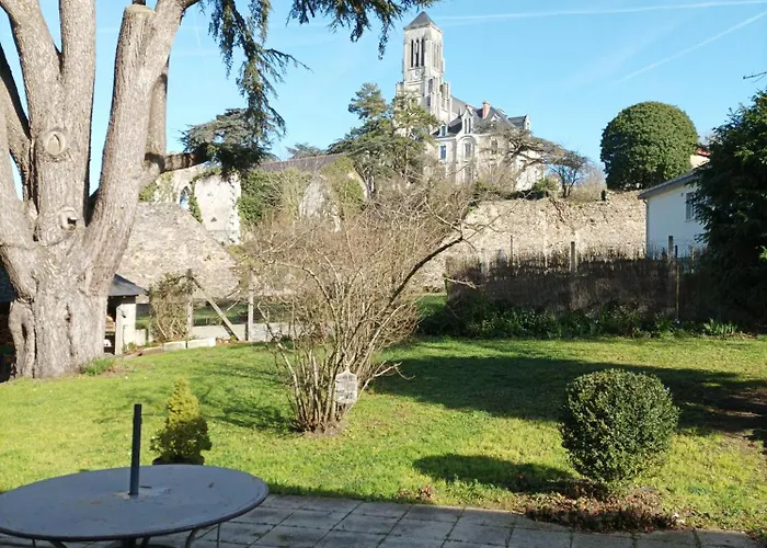Le Clos Du Prieure